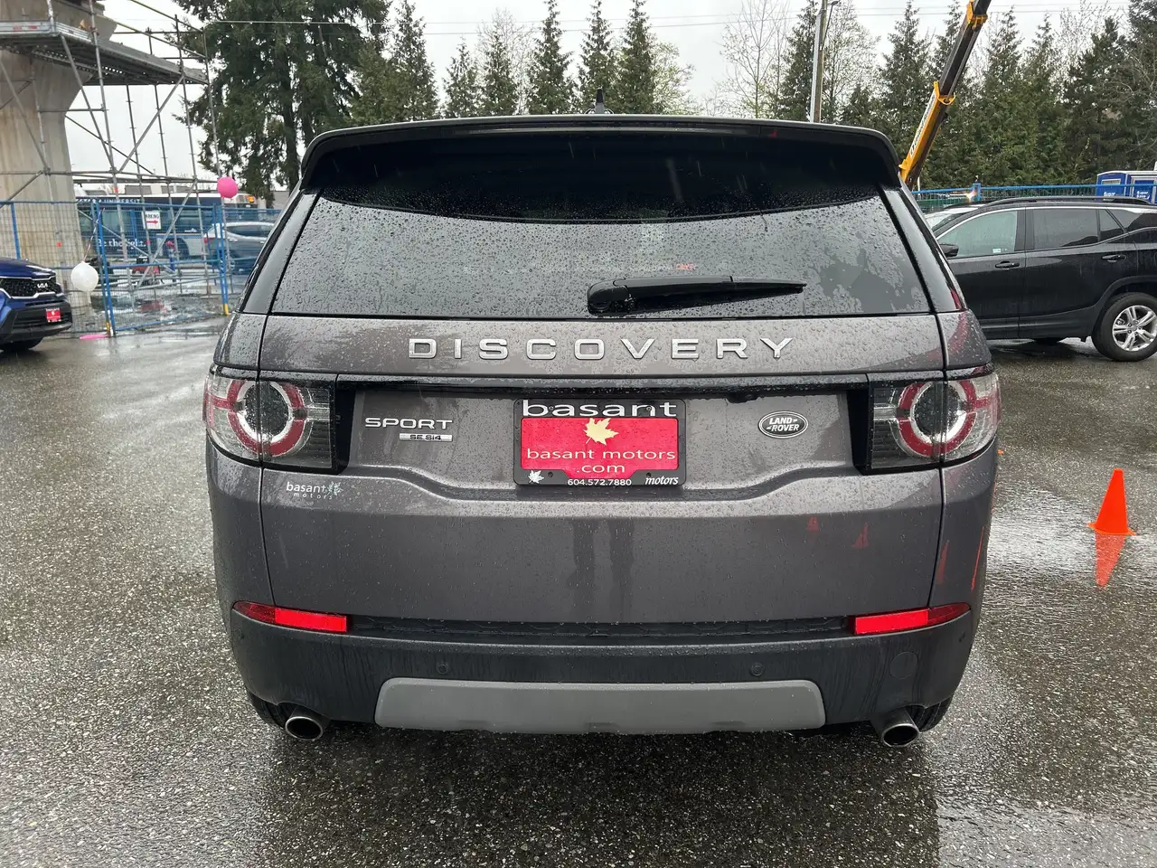 Land Rover Discovery Sport снимка Land Rover Discovery Sport