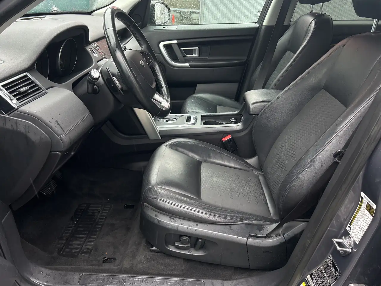 Land Rover Discovery Sport снимка Land Rover Discovery Sport