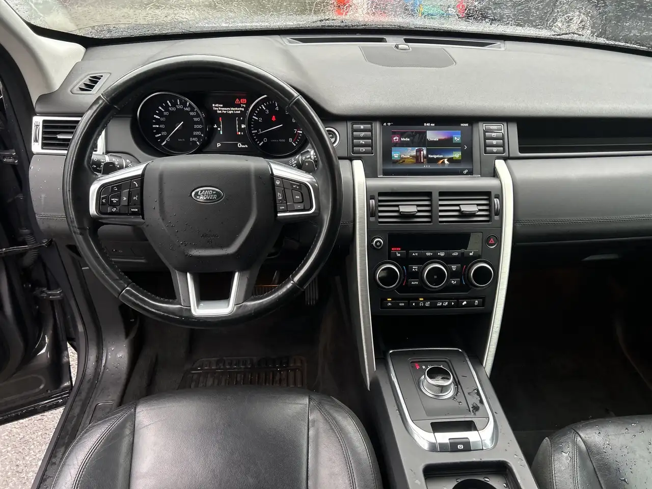 Land Rover Discovery Sport снимка Land Rover Discovery Sport