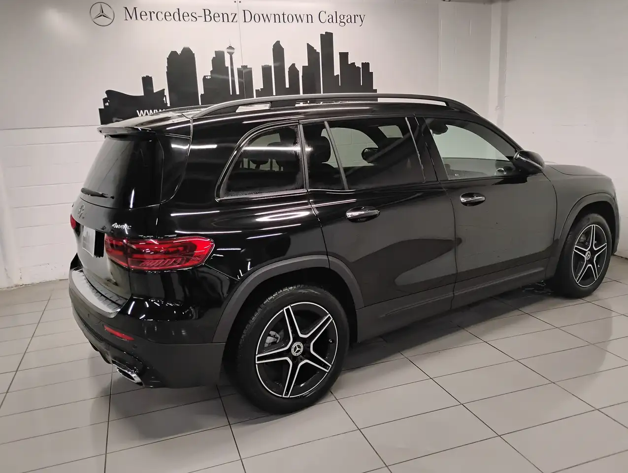 Mercedes-Benz GLB photo Mercedes-Benz GLB