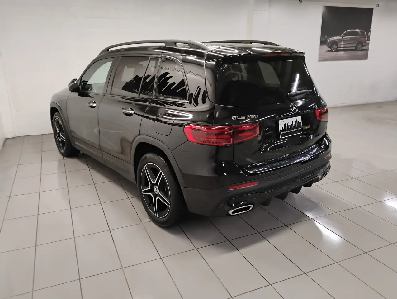 Mercedes-Benz GLB photo Mercedes-Benz GLB