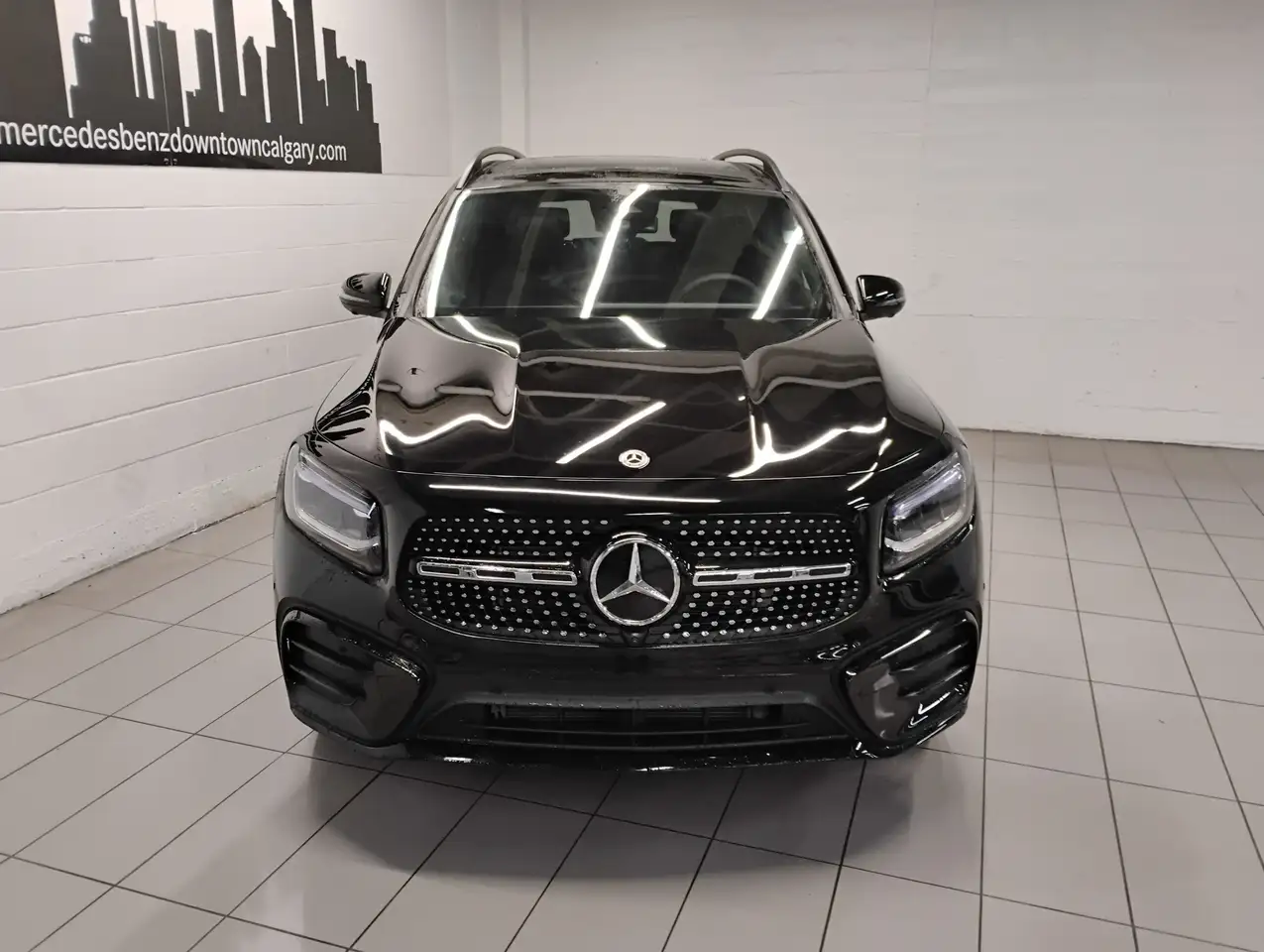 Mercedes-Benz GLB photo Mercedes-Benz GLB