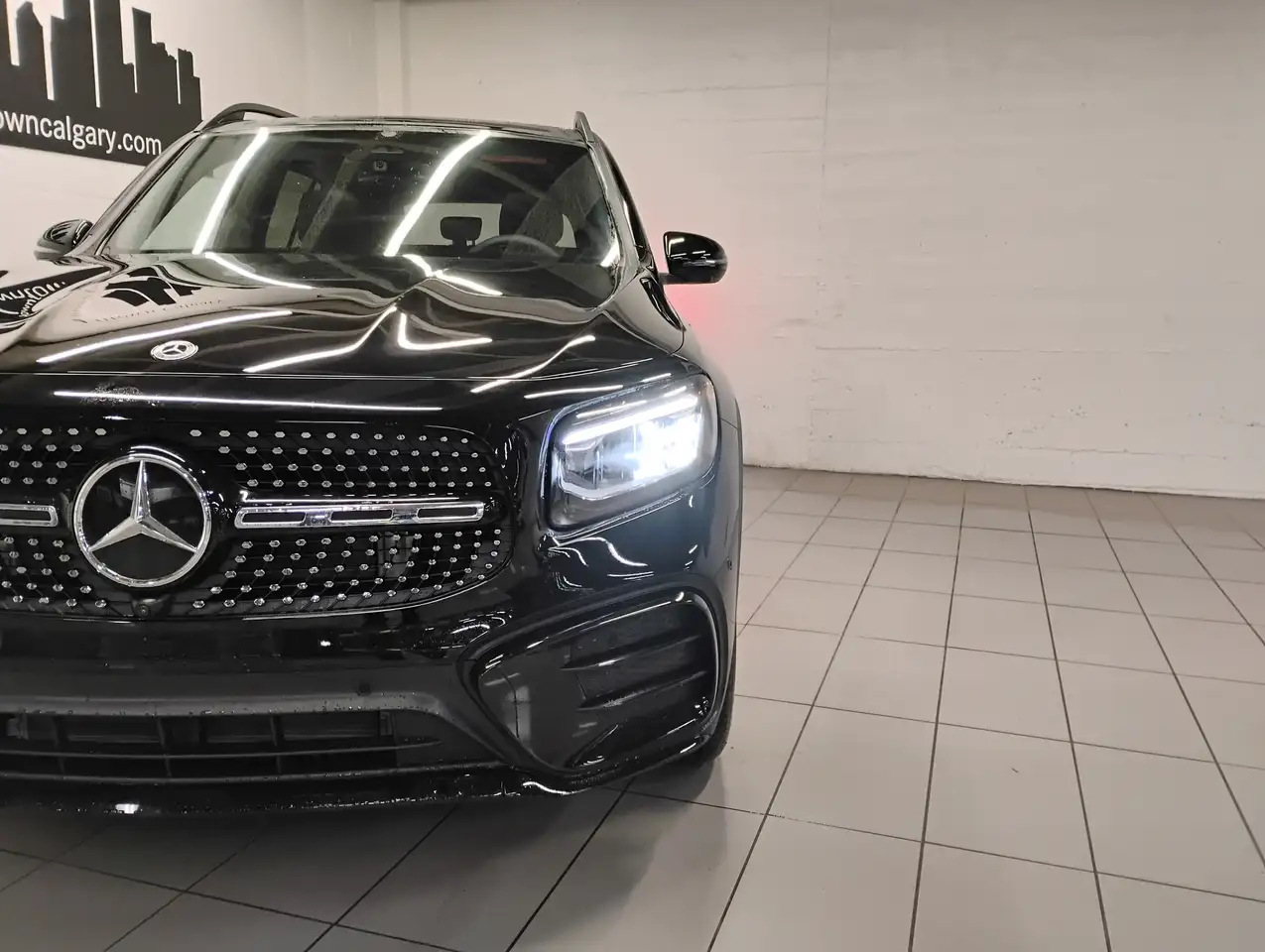Mercedes-Benz GLB photo Mercedes-Benz GLB