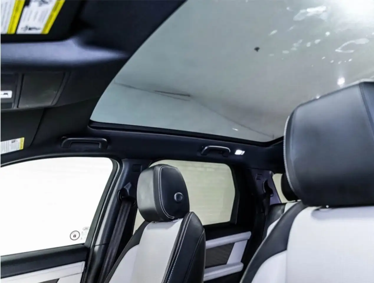 Land Rover Discovery Sport снимка Land Rover Discovery Sport
