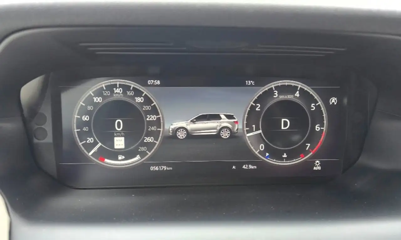 Land Rover Discovery Sport снимка Land Rover Discovery Sport