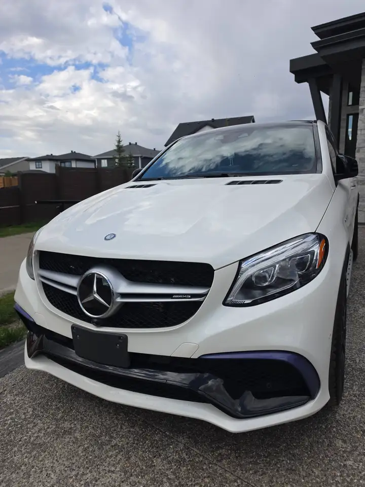 Mercedes-Benz GLE photo Mercedes-Benz GLE