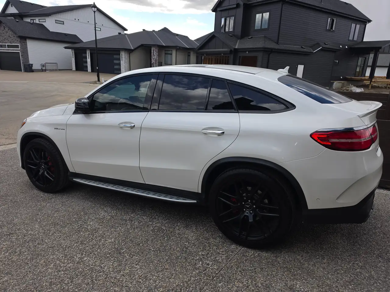 Mercedes-Benz GLE photo Mercedes-Benz GLE