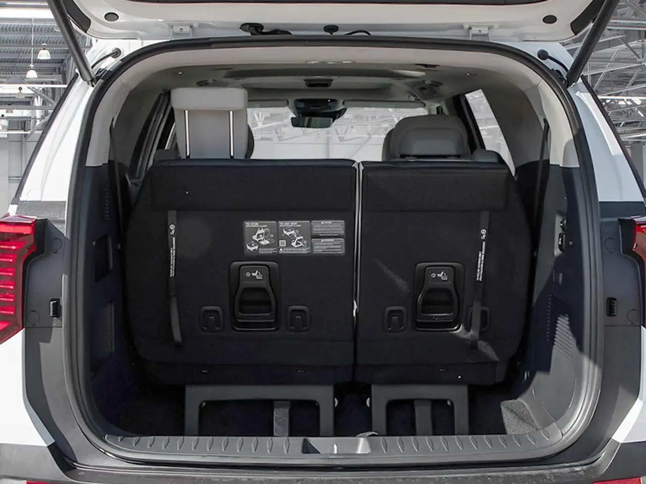 Kia Carnival photo Kia Carnival