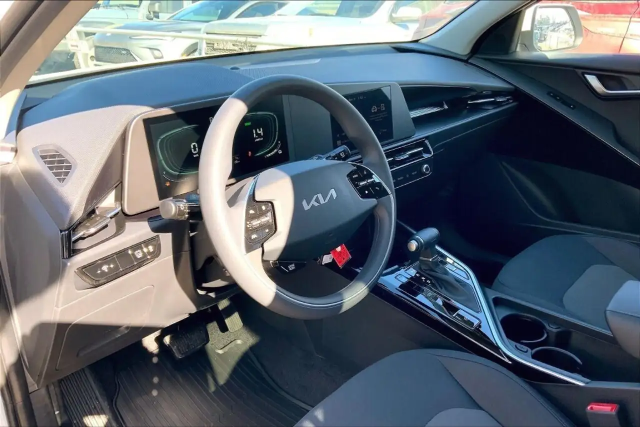 Kia Niro photo Kia Niro