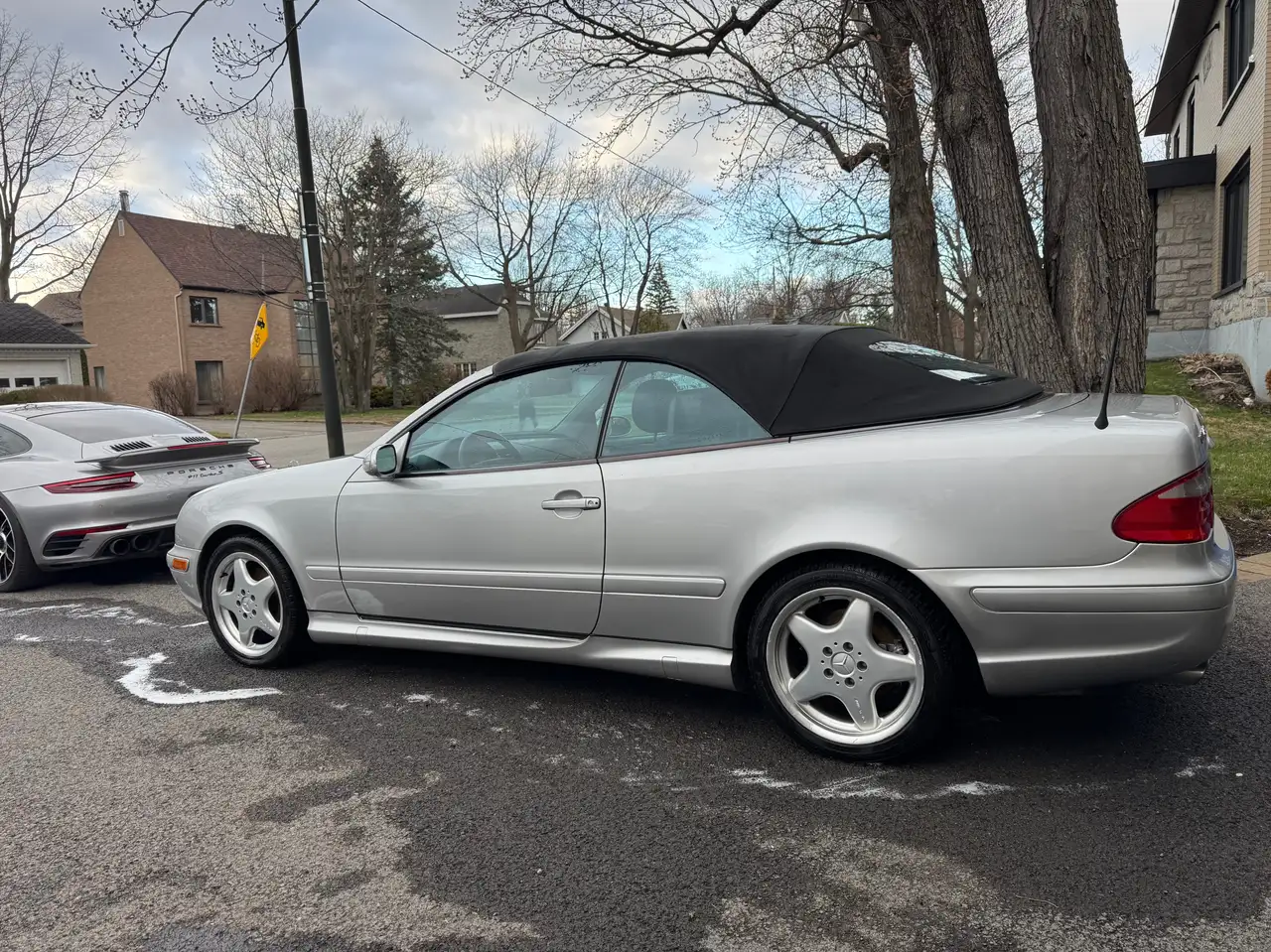 Mercedes-Benz CLK снимка Mercedes-Benz CLK
