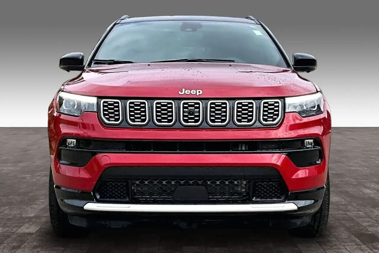 Jeep Compass photo Jeep Compass