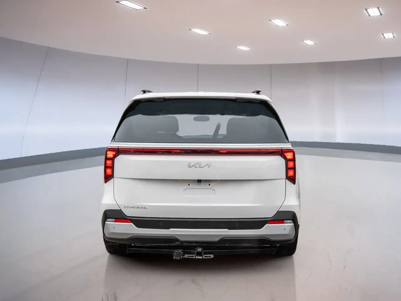 Kia Carnival снимка Kia Carnival