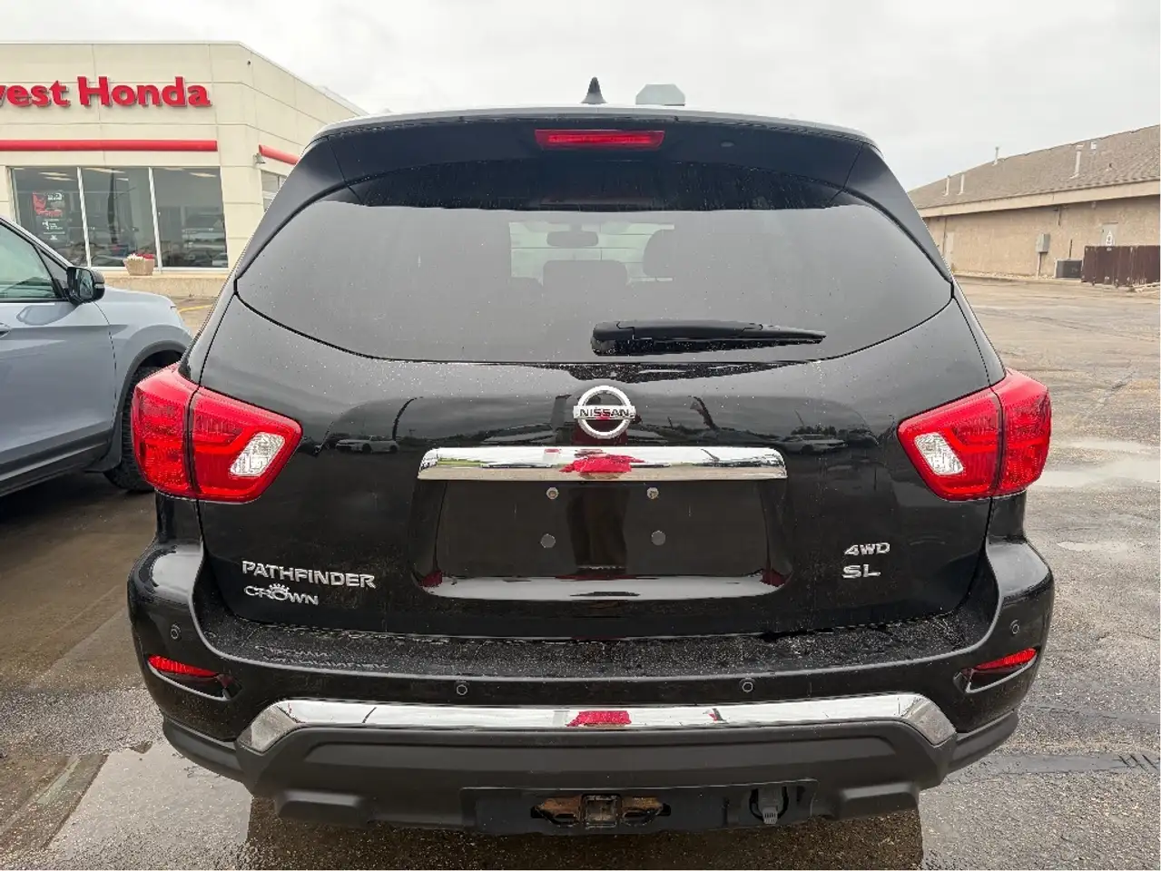 Nissan Pathfinder photo Nissan Pathfinder