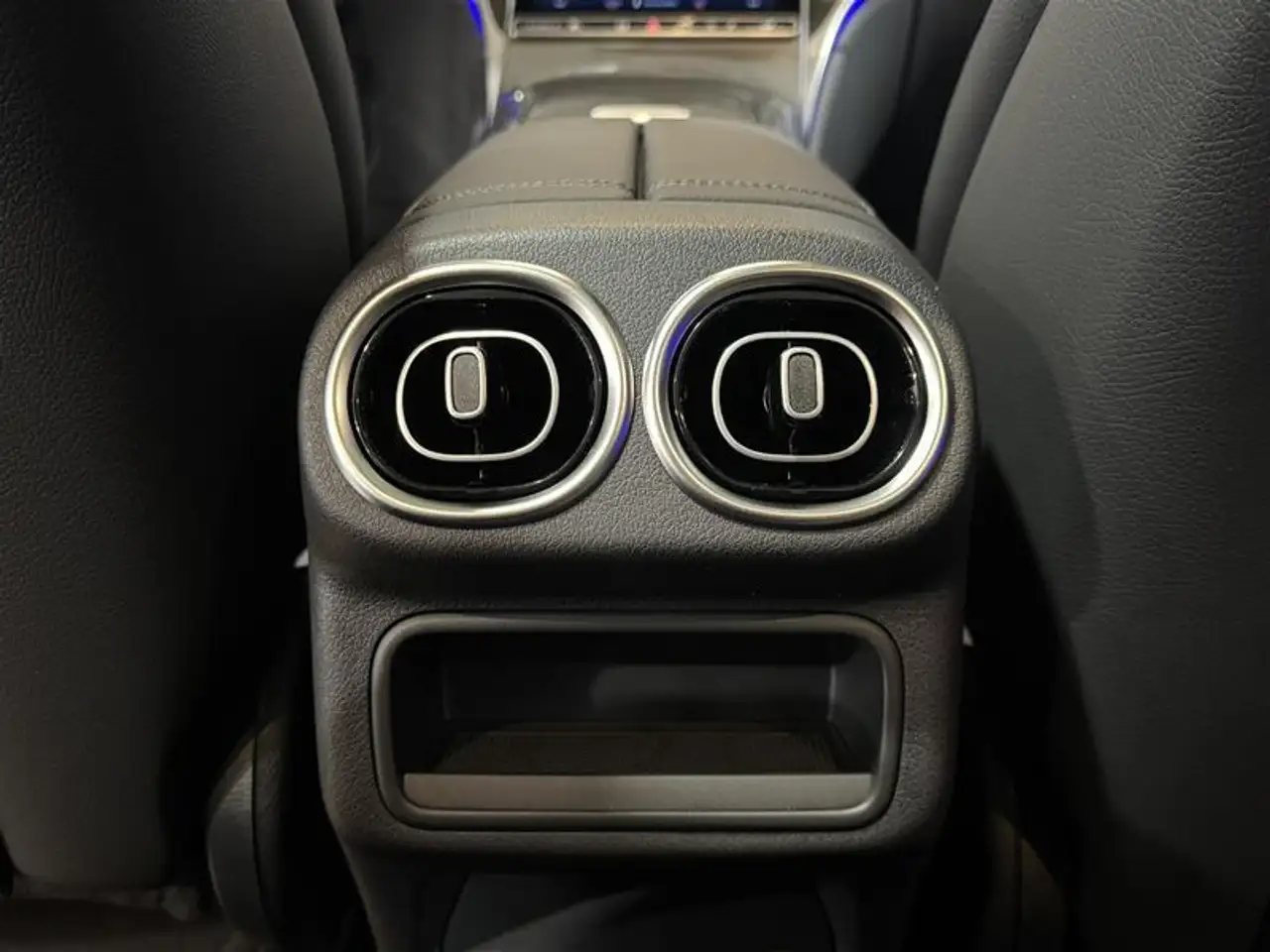 Mercedes-Benz GLC photo Mercedes-Benz GLC