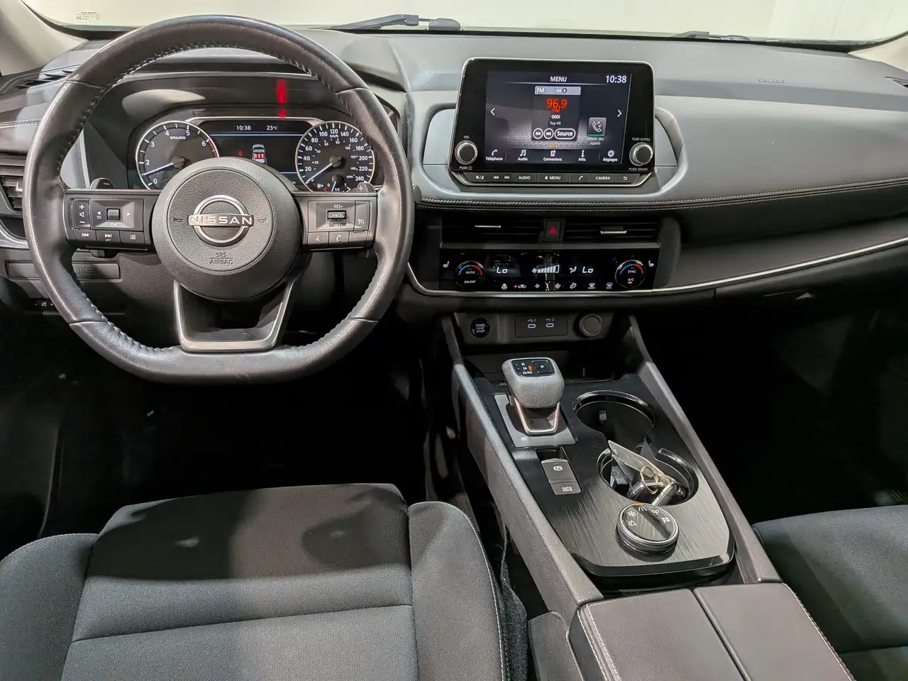 Nissan Rogue photo Nissan Rogue