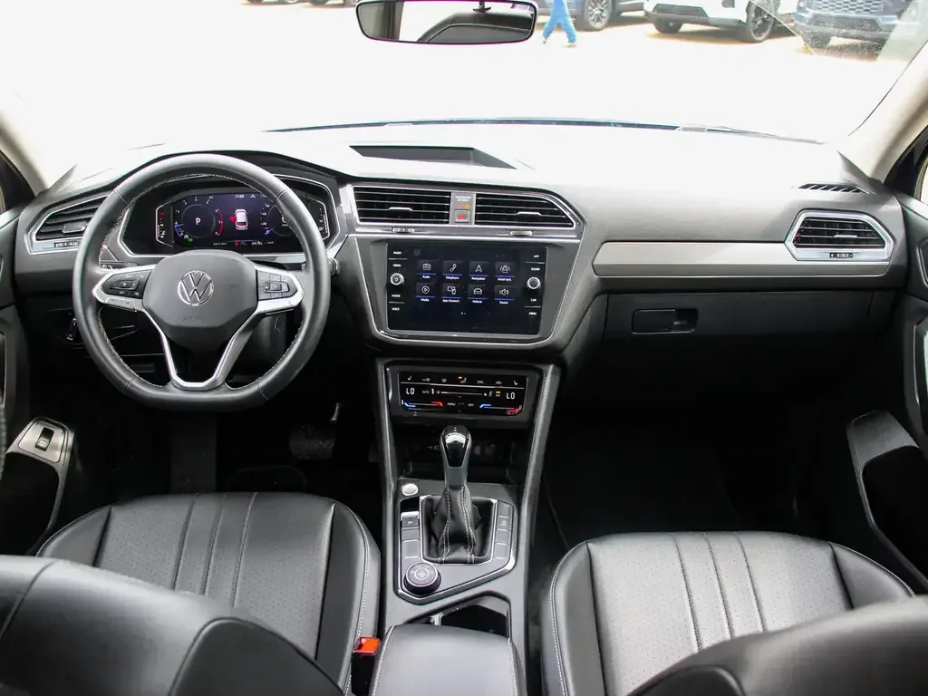 Volkswagen Tiguan снимка Volkswagen Tiguan