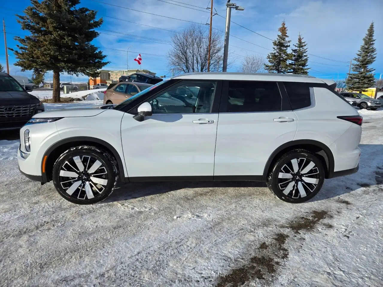 Mitsubishi Outlander photo Mitsubishi Outlander