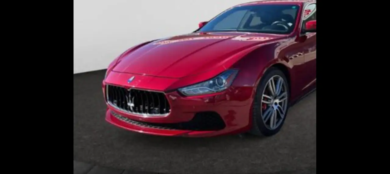 Maserati Ghibli снимка Maserati Ghibli