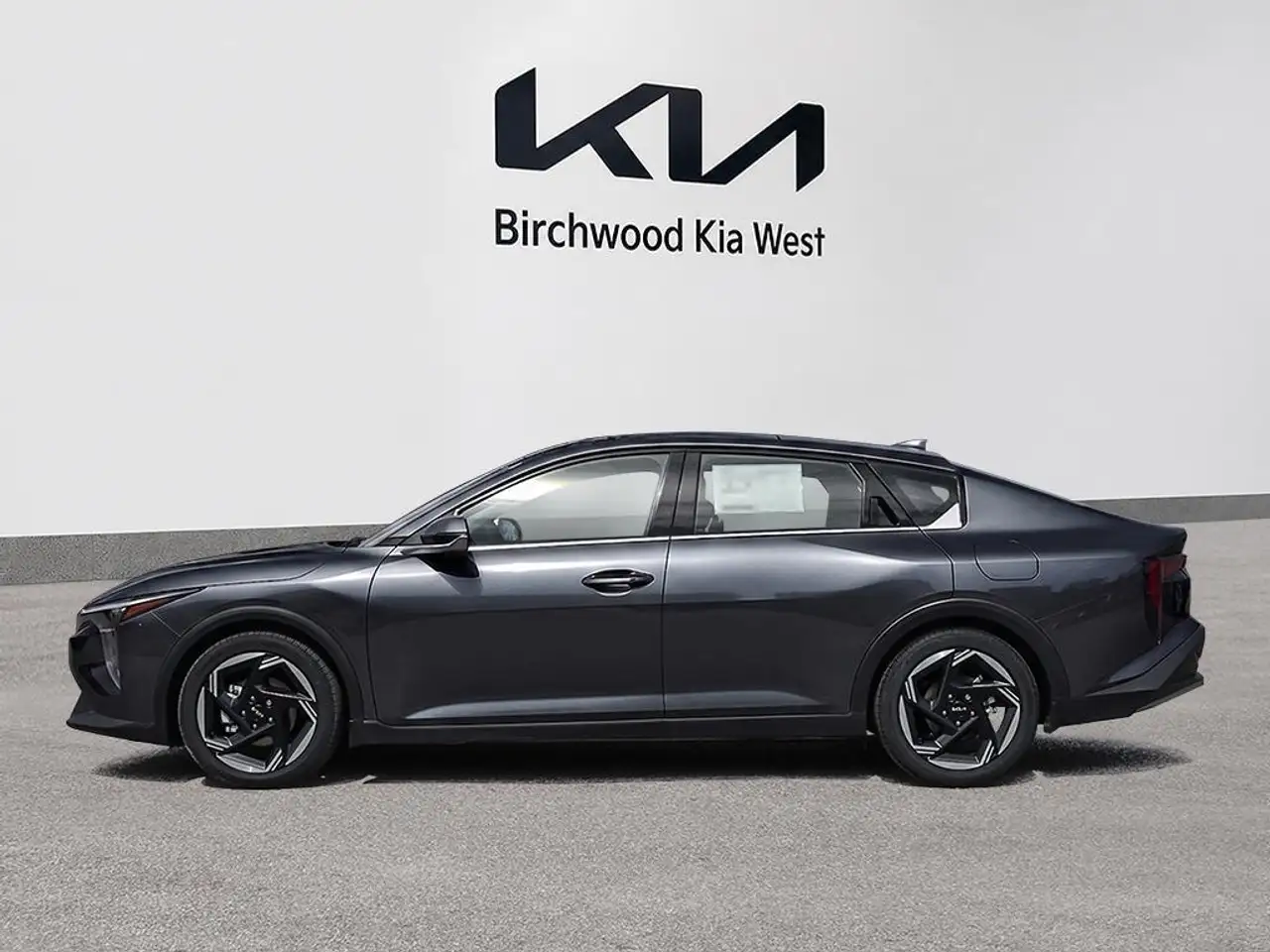 Kia K4 снимка Kia K4