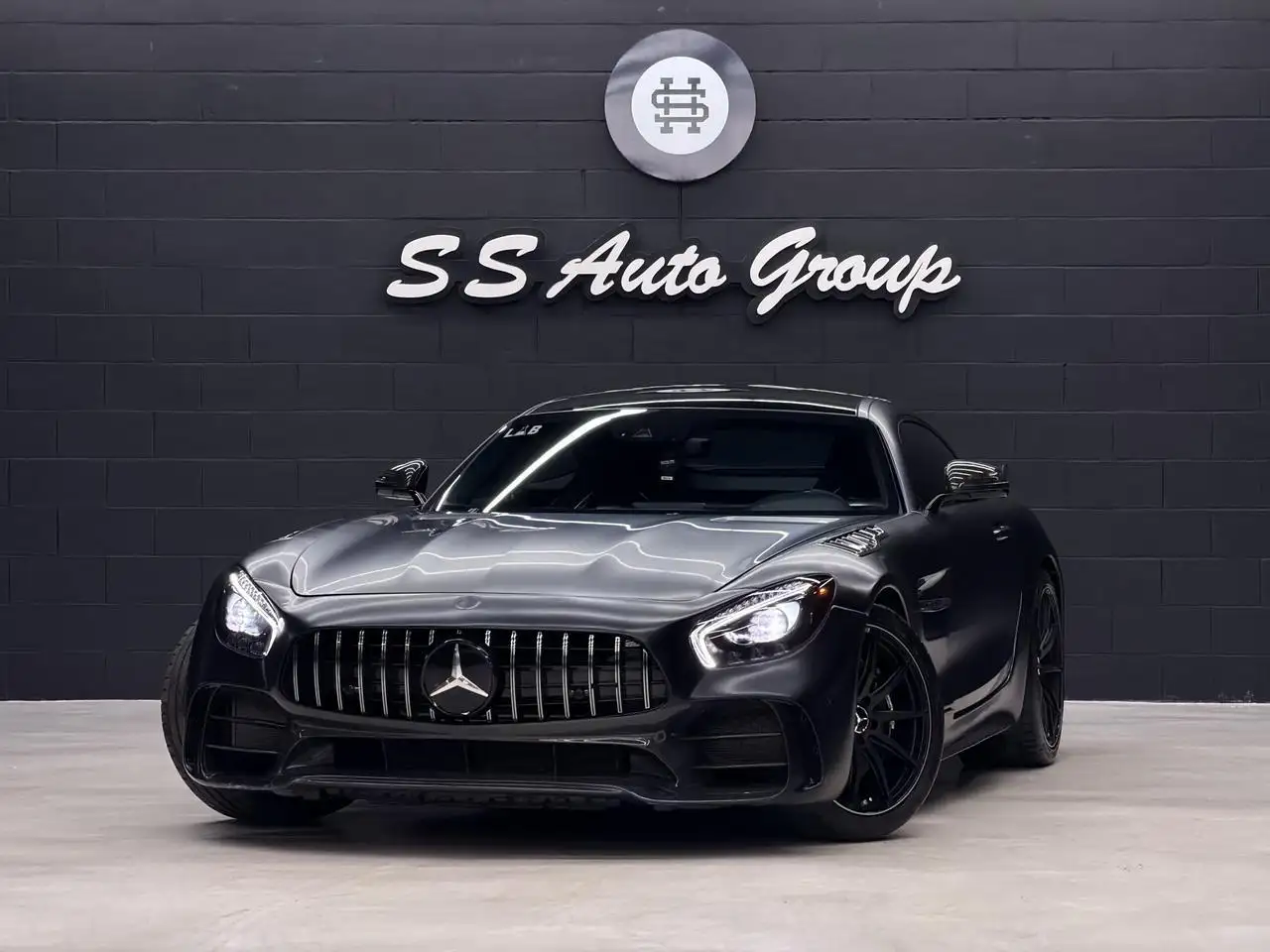 Mercedes-Benz AMG GT photo Mercedes-Benz AMG GT