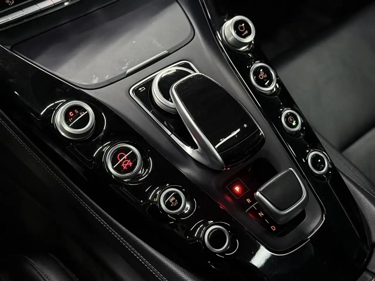 Mercedes-Benz AMG GT photo Mercedes-Benz AMG GT