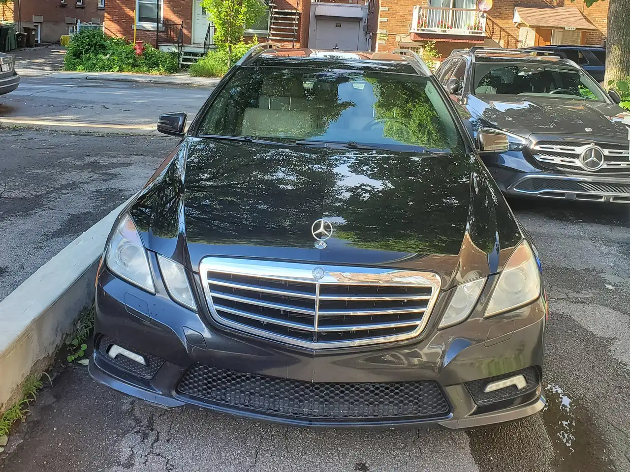 Mercedes-Benz E-Class photo Mercedes-Benz E-Class