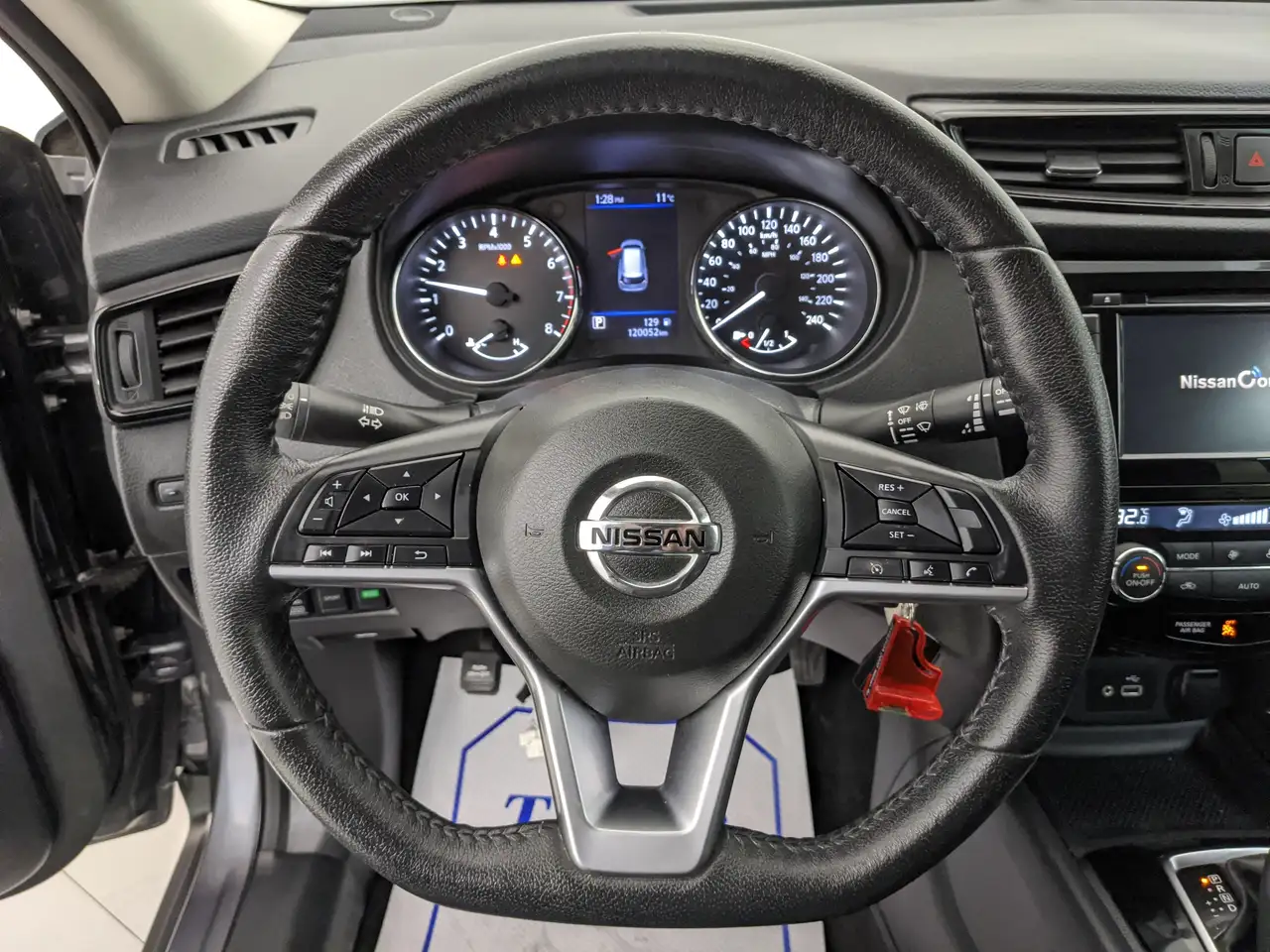 Nissan Rogue fotografie Nissan Rogue