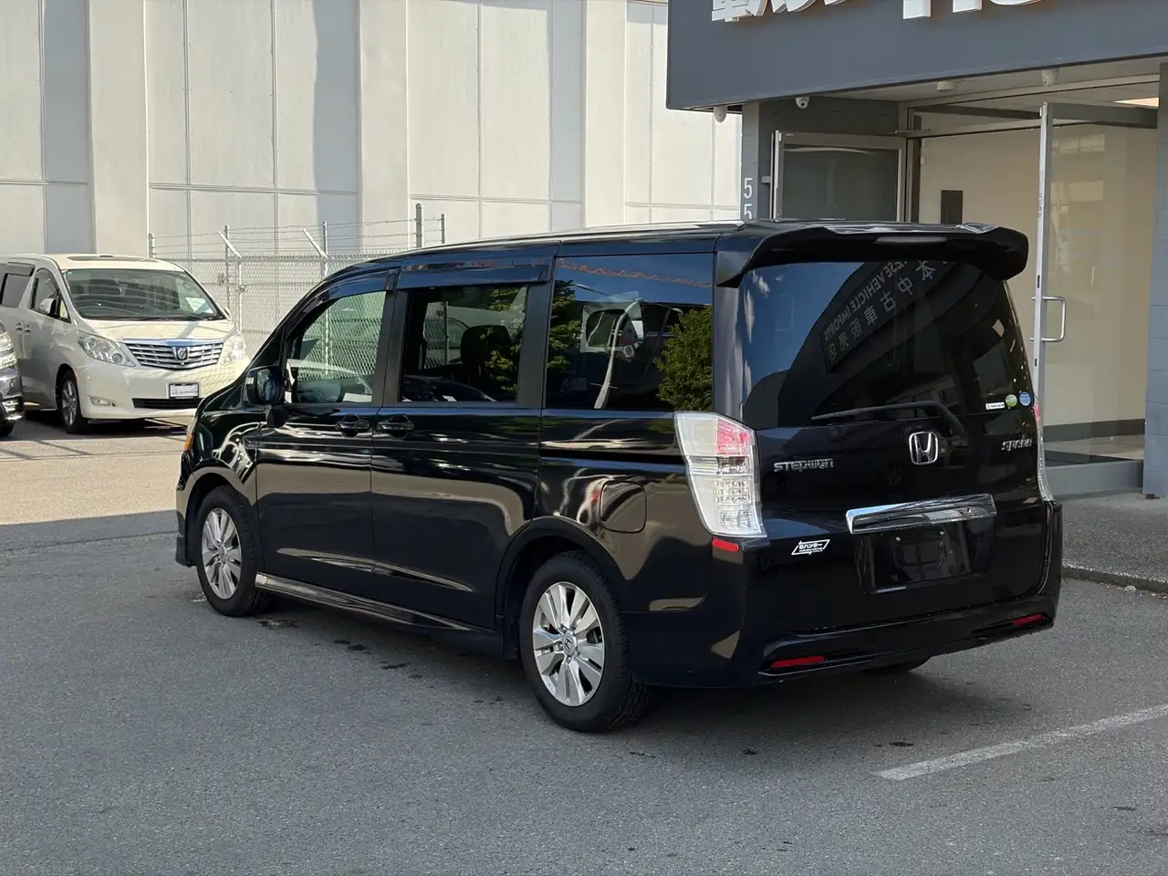 Honda Stepwgn photo Honda Stepwgn