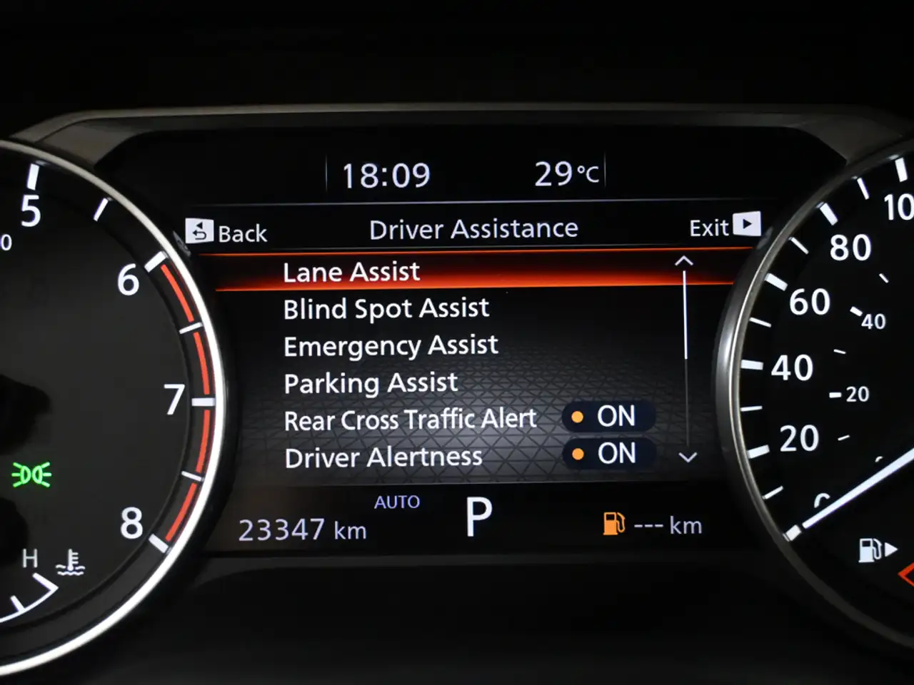 Nissan Rogue fotografie Nissan Rogue