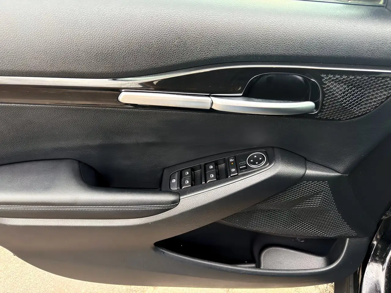 Kia Seltos снимка Kia Seltos