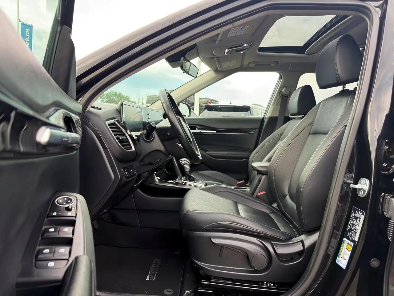 Kia Seltos снимка Kia Seltos