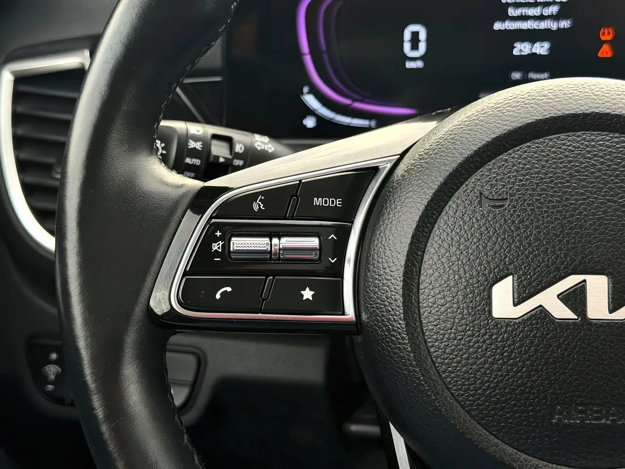 Kia Seltos снимка Kia Seltos