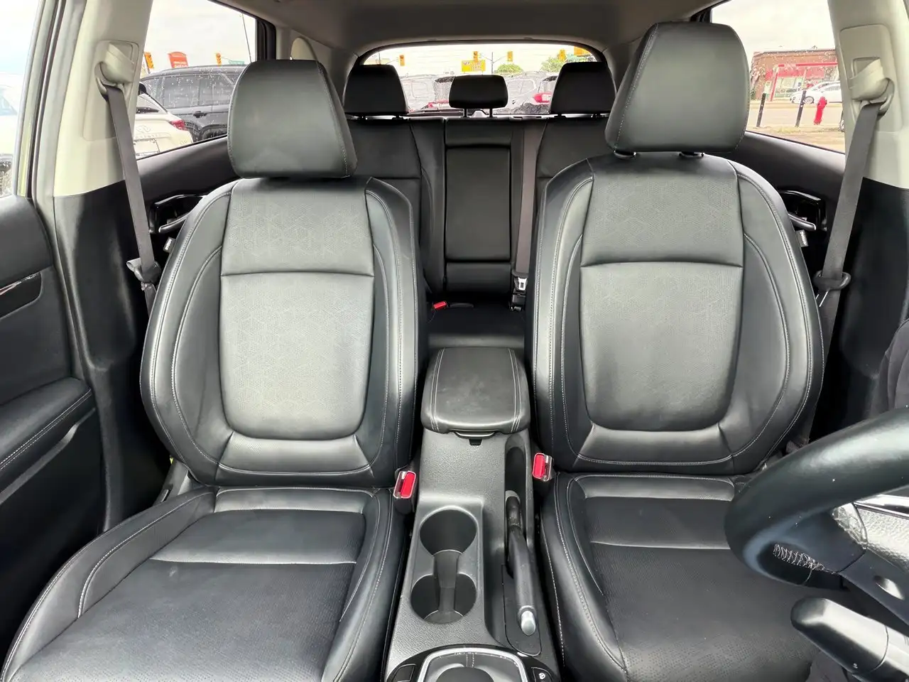 Kia Seltos снимка Kia Seltos