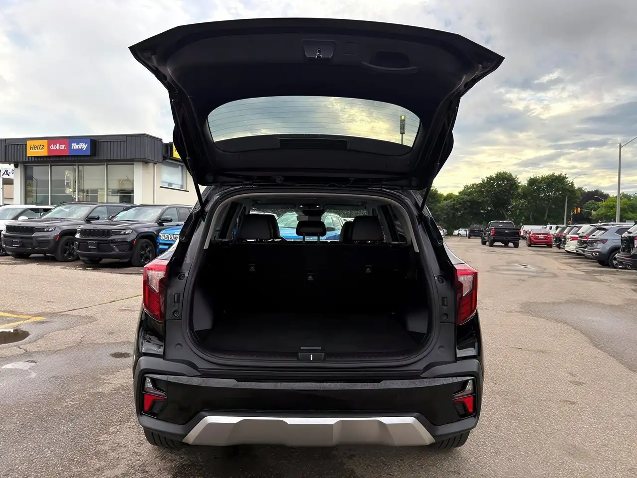 Kia Seltos снимка Kia Seltos