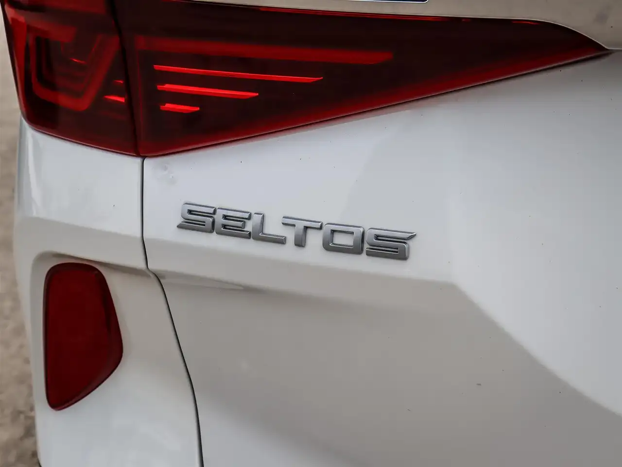 Kia Seltos photo Kia Seltos