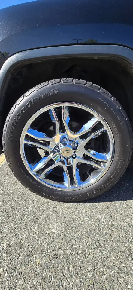 Jeep Grand Cherokee снимка Jeep Grand Cherokee
