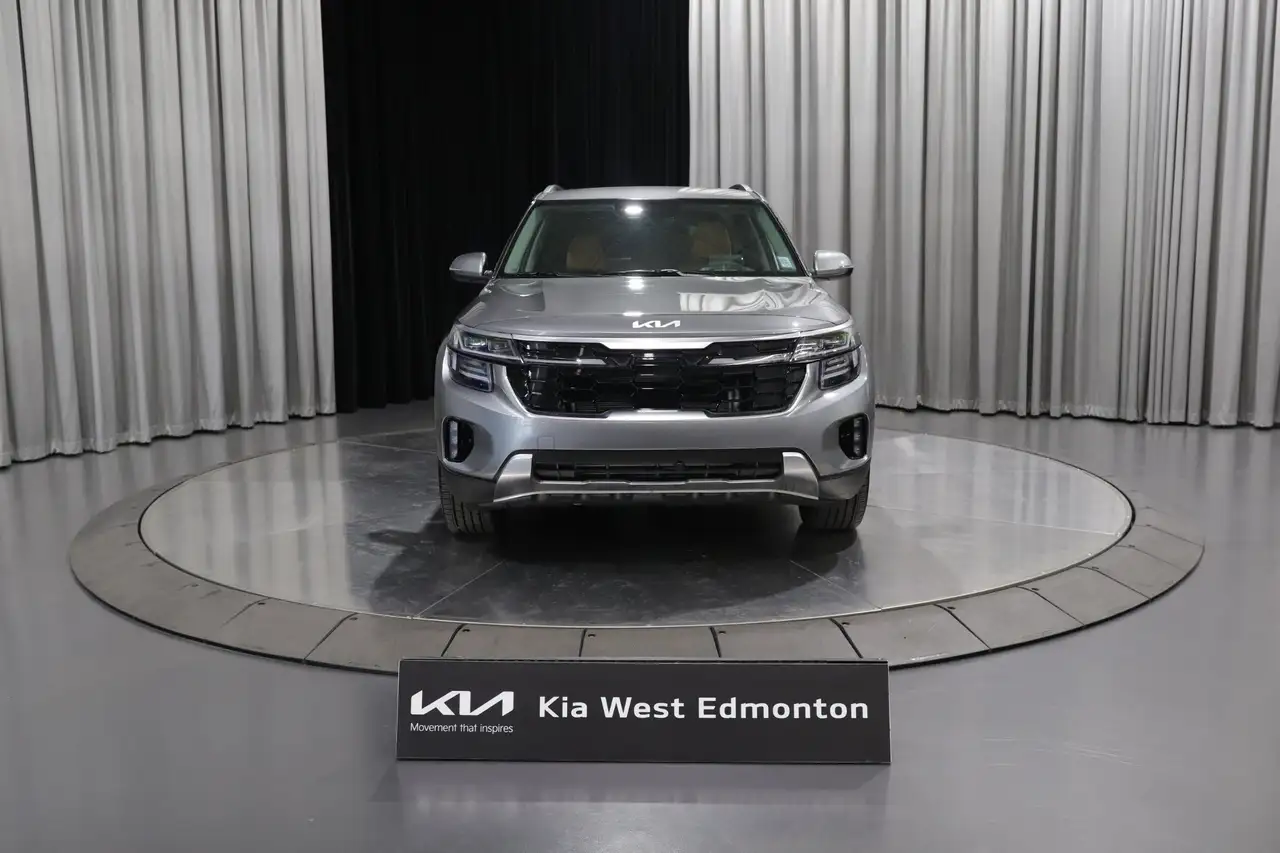 Kia Seltos photo Kia Seltos
