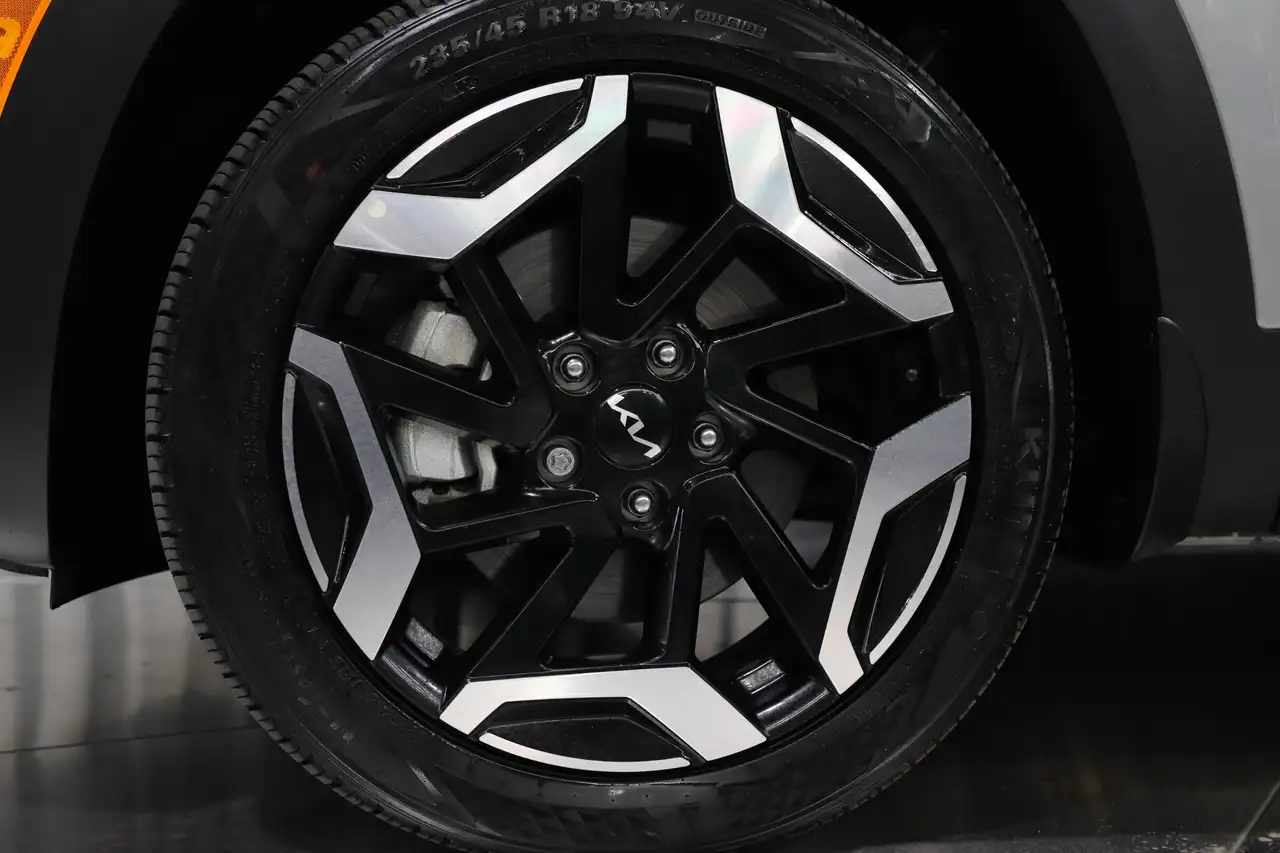 Kia Seltos photo Kia Seltos