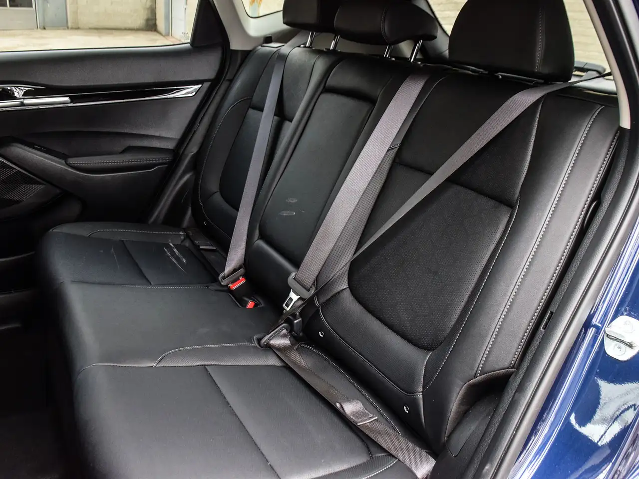 Kia Seltos снимка Kia Seltos