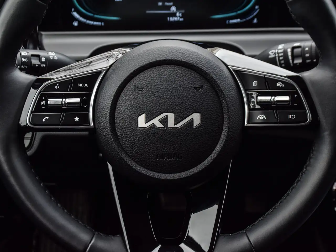 Kia Seltos снимка Kia Seltos