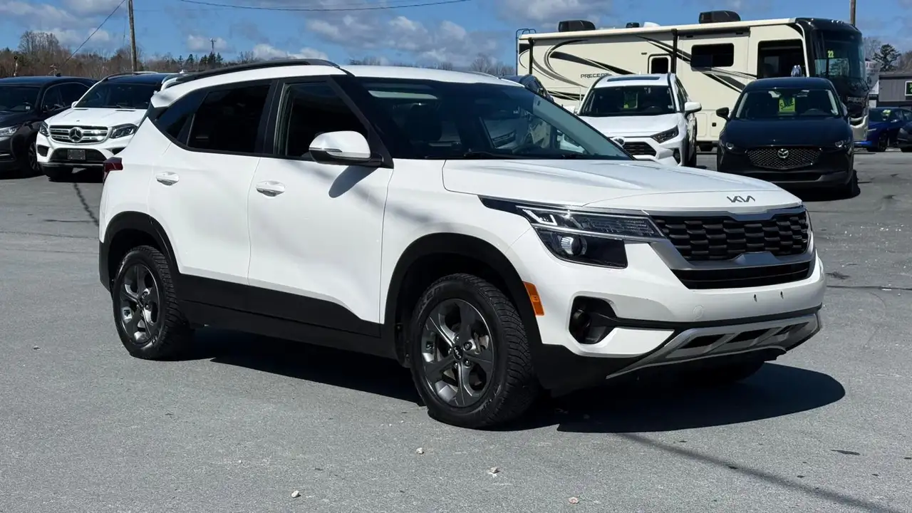 Kia Seltos снимка Kia Seltos