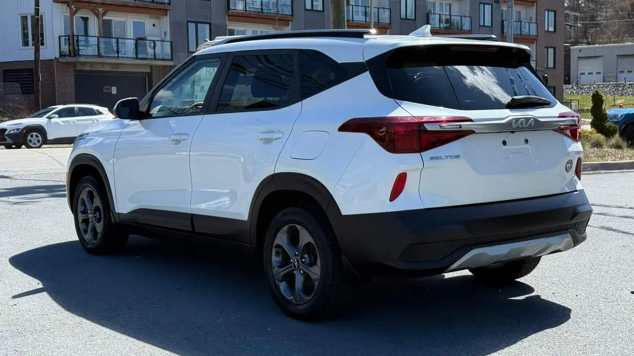 Kia Seltos снимка Kia Seltos