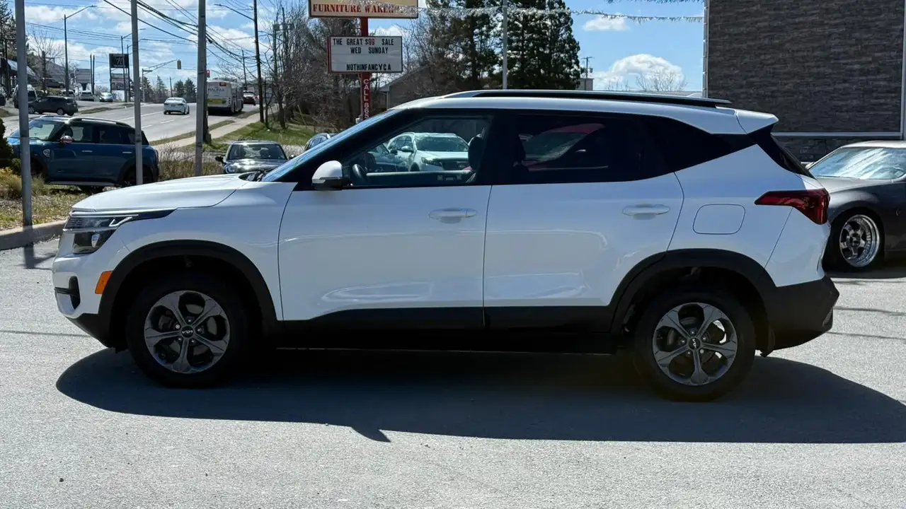 Kia Seltos снимка Kia Seltos