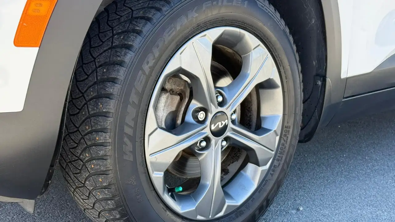 Kia Seltos снимка Kia Seltos