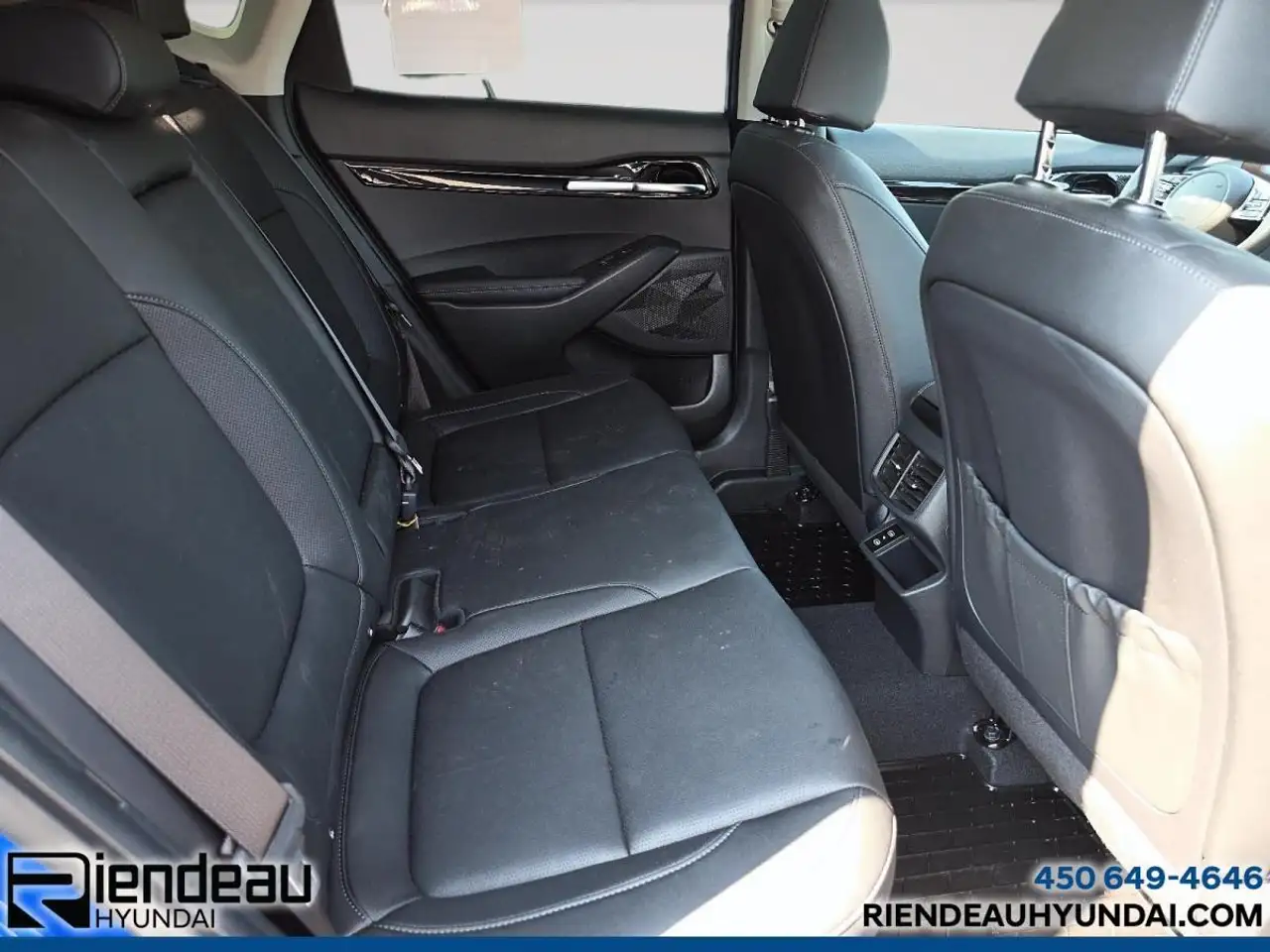 Kia Seltos снимка Kia Seltos