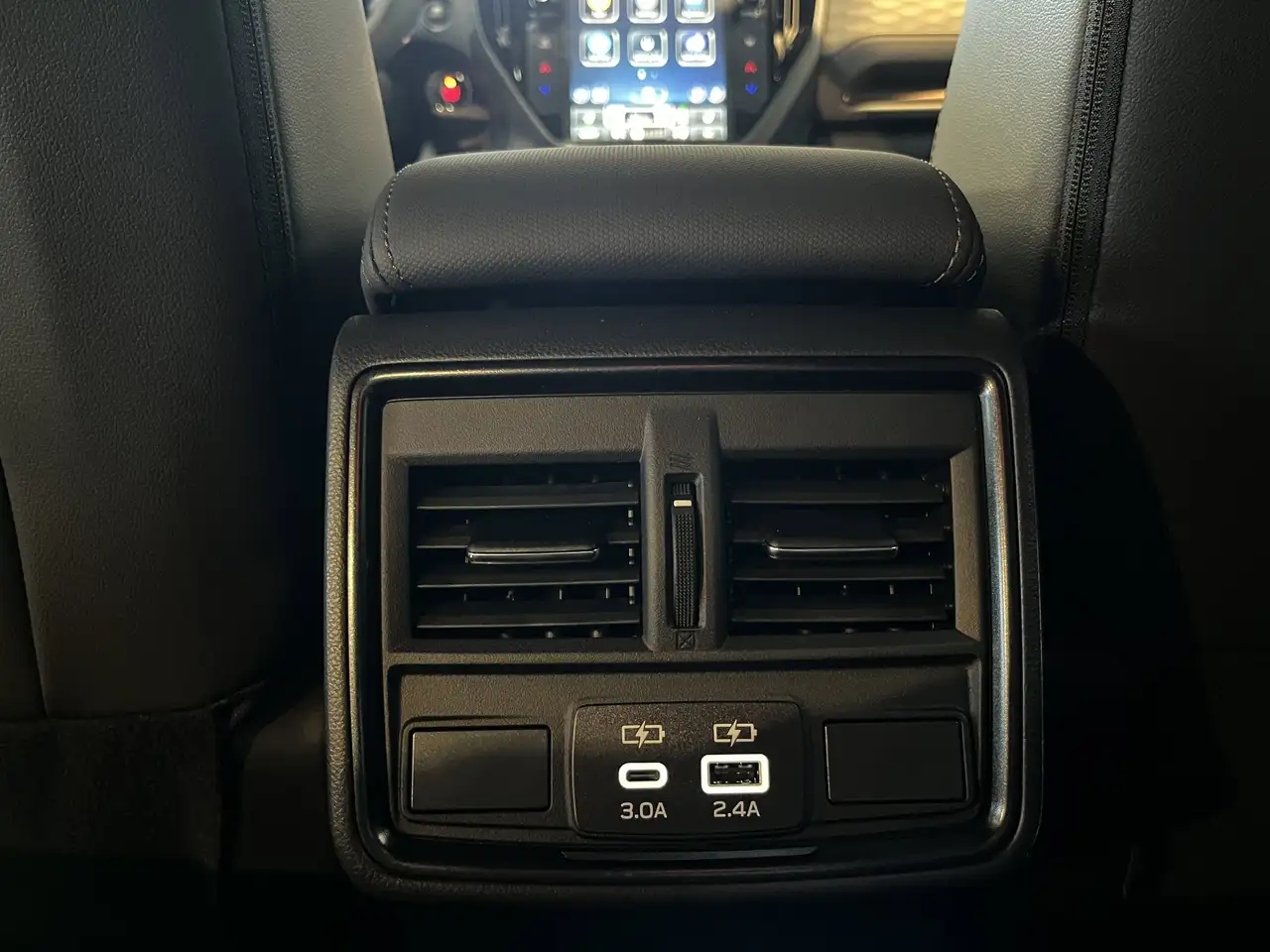 Subaru Forester снимка Subaru Forester