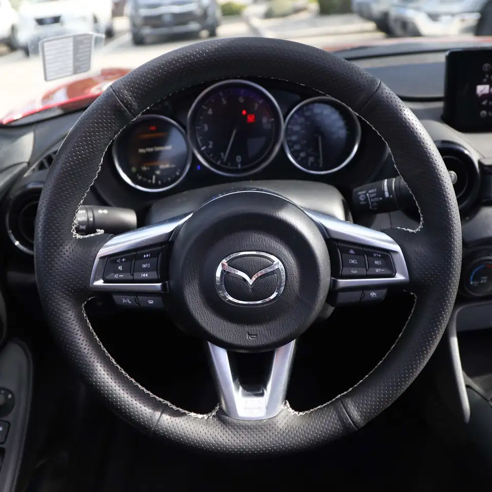 Mazda MX-5 Miata fotografie Mazda MX-5 Miata