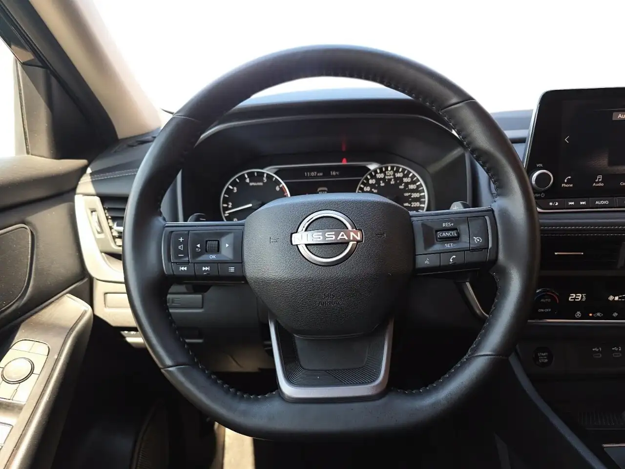 Nissan Rogue fotografie Nissan Rogue