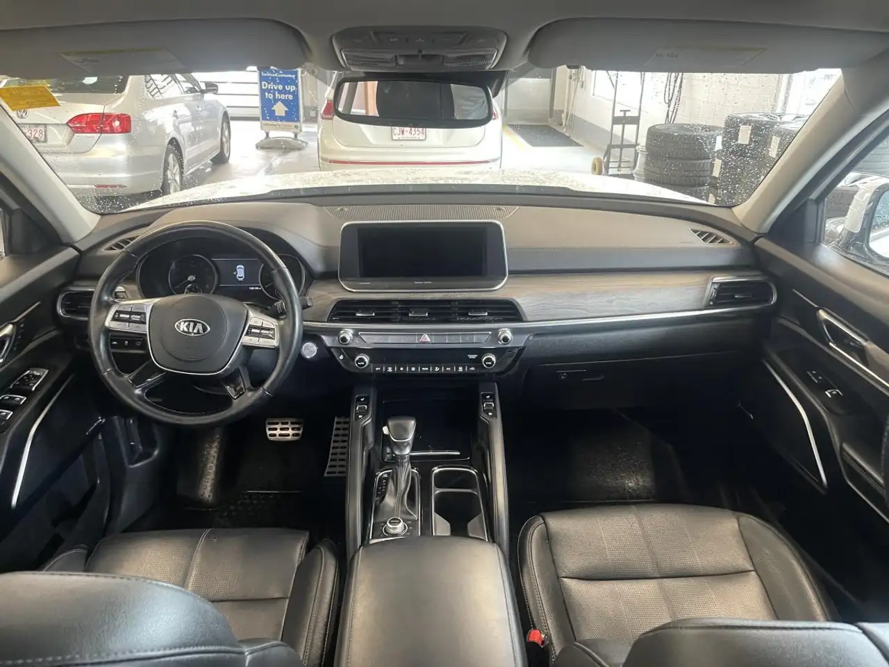Kia Telluride снимка Kia Telluride