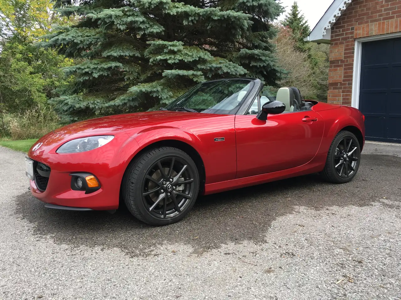 Mazda MX-5 Miata снимка Mazda MX-5 Miata